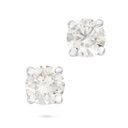 SANS PRIX DE DÉPART - UNE PAIRE DE BOUCLES D'OREIL