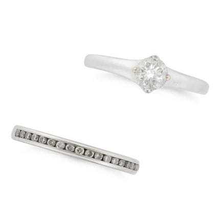 SANS PRIX DE RÉSERVE - UNE BAGUE DE FIANÇAILLES EN