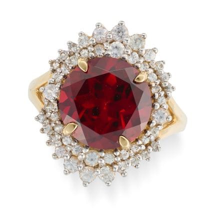 SANS PRIX DE DÉPART - BAGUE EN OR JAUNE 10 carats,