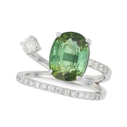 NO RESERVE - A GREEN TOURMALINE AND DIAMOND DRESS 