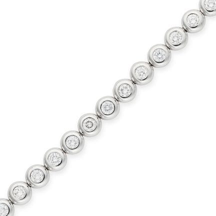 Ein DIAMOND LINE-ARMBAND aus 18 Karat Weißgold, be
