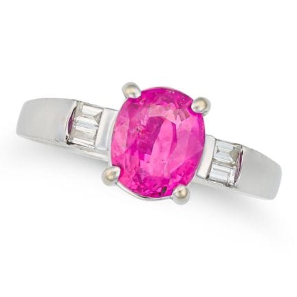 Ein Rubin- und Diamantring, besetzt mit einem Rubi