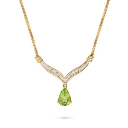 Eine PERIDOT- UND DIAMANT-HÄNGER-HALSKETTE aus 14-