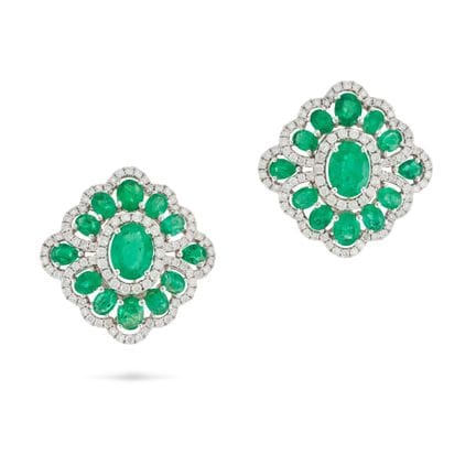 EIN PAAR SMARAGD- UND DIAMANT-OHRRINGE, jeweils be