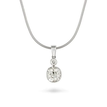 EIN SCHÖNER ANHÄNGER MIT DIAMANTEN IM ALTSCHLIFF U