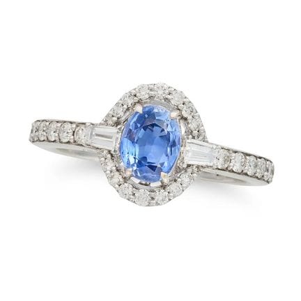 EIN UNGEHEIZTER KASCHMIR-SAPPHIR- UND DIAMANT-RING
