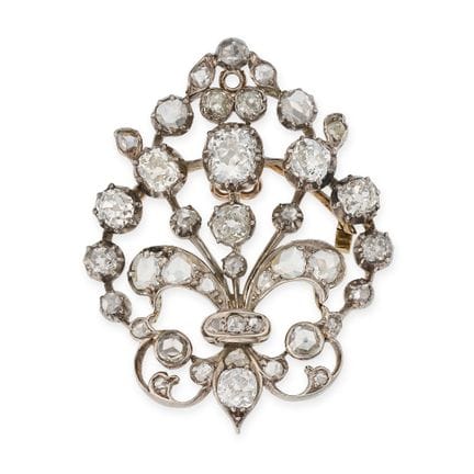 一件精美的古董钻石胸针 / 吊坠，19世纪作品，采用黄金与白银打造，叶纹设计，通体镶嵌老式切割及玫瑰