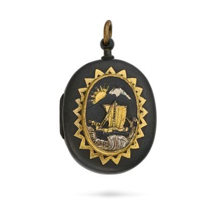 UN PENDENTIF-MÉDAILLON JAPONAIS ANTIQUE DE TYPE « 
