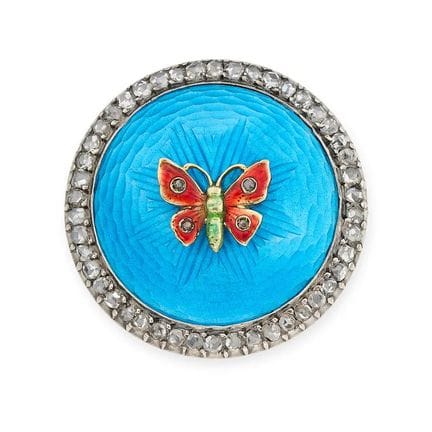 UNE BROCHE ANTIQUE EN FORME DE PAPILLON, EN OR JAU