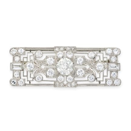 UNE MAGNIFIQUE BROCHE ANTIQUE EN DIAMANTS, DÉBUT D