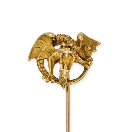 RENE BOIVIN, UNE BROCHE ANTIQUE EN OR REPRÉSENTANT