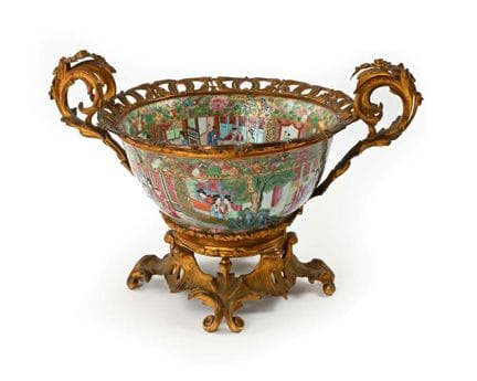 Porzellan-Tischschmuck aus Canton mit vergoldeter 