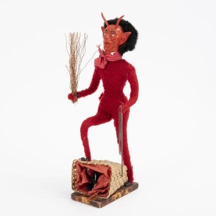 Krampus mit Glasaugen.  
 

 
  
 

 Filz, Masse, 