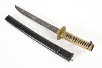 Wakizashi.  

Japon.
 

Longueur totale : 54 cm.
 