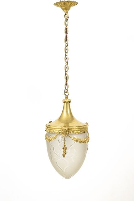 Suspension somptueuse.  
 

 Vers 1910/1920. 
  
 