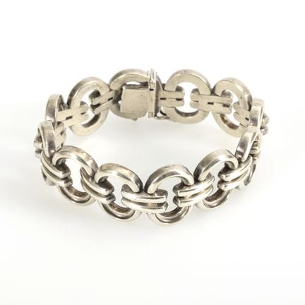 Gliederarmband in Silber.  
 

 
  
 

 Silber 800