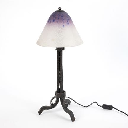Grande lampe de table française. Schneider.  

Poi