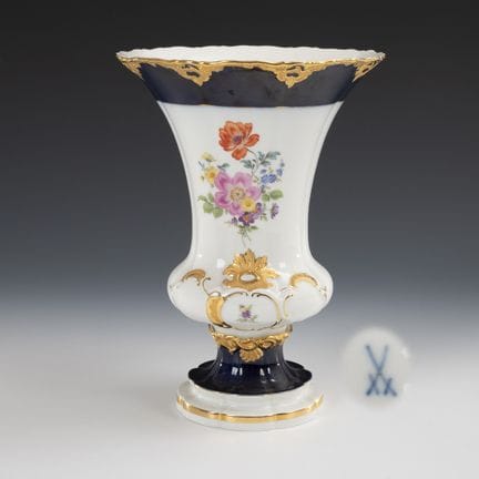 Vaso ornamentale “forma B” con decorazione floreal
