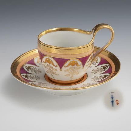 Tazza da vetrina. KPM Berlino.  
 

 Marchio dello