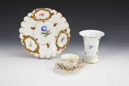 Coupe d'apparat, vase cratère et tasse à moka « fo