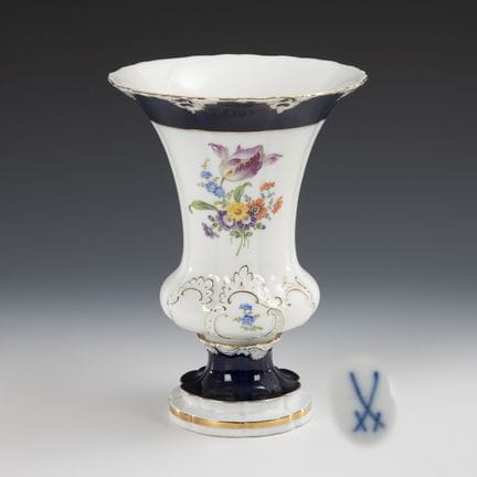 Vase d'apparat « forme B ». Meissen.  
 

 Marque 