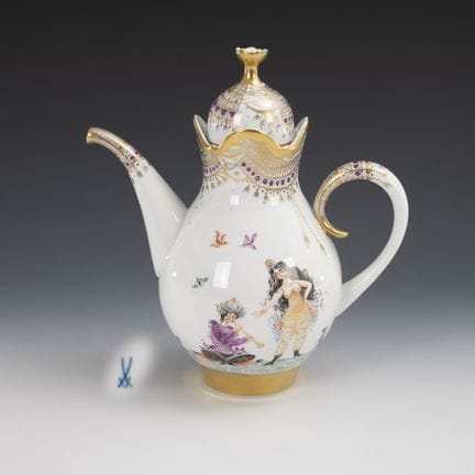 Cafetière « Les Mille et Une Nuits ». Meissen.  
 