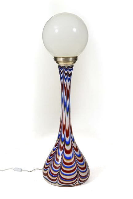 Grande lampe de table du milieu du siècle.  
 

 S
