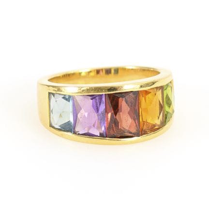Anello con incastonatura multicolore di pietre col