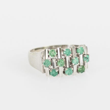 Anello vintage con pietre preziose verdi, probabil