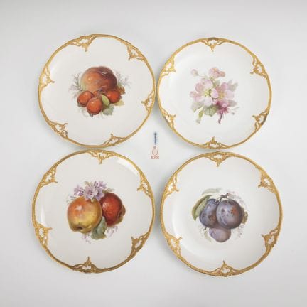 3 piatti con motivi di frutta + 1 piatto con motiv