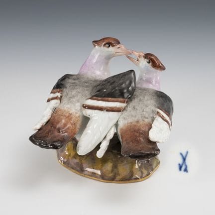 Coppia di colombe. Meissen.  
 

 Marchio con la s