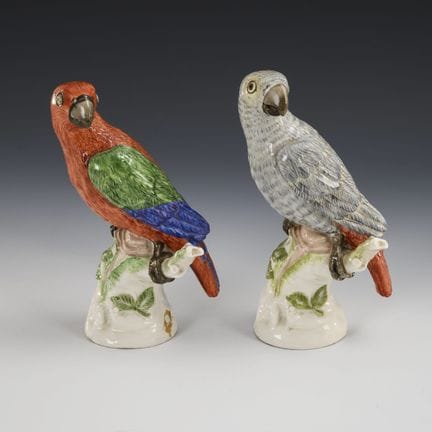 2 cacatoès. Nymphenburg.  
 

 Marque héraldique e