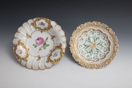 2 piatti da cerimonia. Meissen.  
 

 
  
 

 Dipi