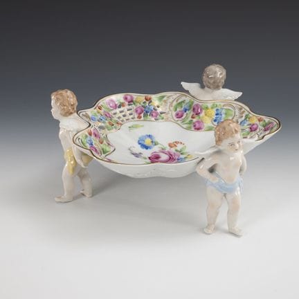 Coupe à putti. Potschappel.  
 

 Marque « Blaumar