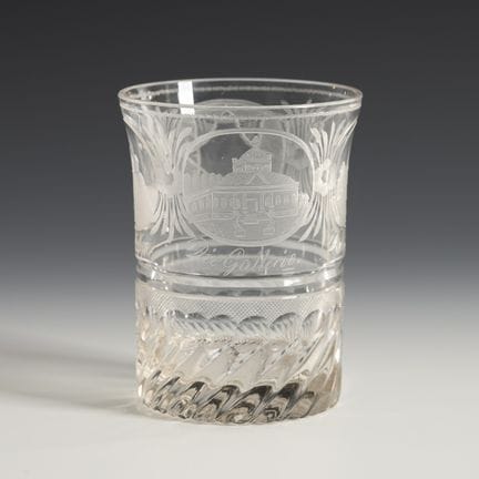 Tazza con vedute in stile Biedermeier.  
 

 Intor