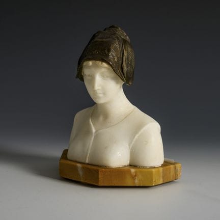 SCHMIDT-FELLING,   
 

 
Busto in alabastro raffig