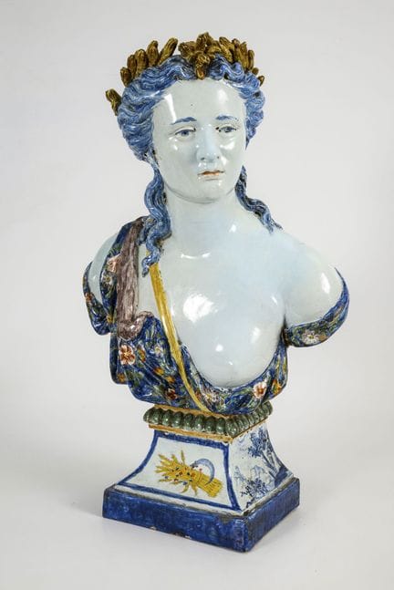 Busto "Cerere".  
 

 Senza marchio. 
  
 

 Faien