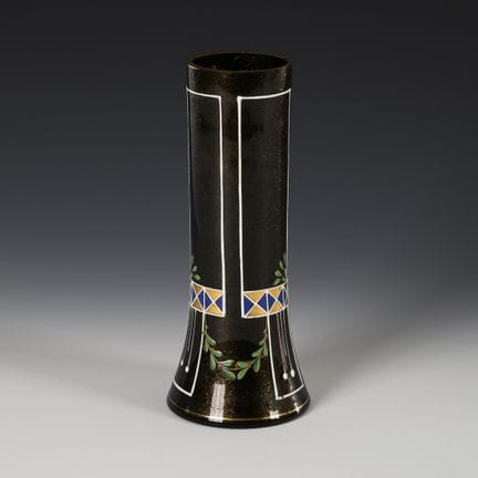 Vaso in vetro aventurina in stile Art Nouveau. Rie
