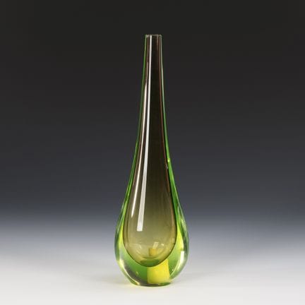 Vaso in vetro uranio "Sommerso". Murano.  

Etiche