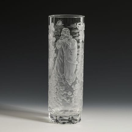 Vaso: Madonna sulla falce di luna.  
 

 Firmato e