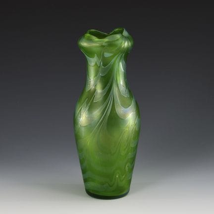 Vaso in stile Art Nouveau con fili d’argento. Kral