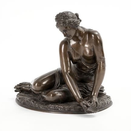 Antiquized Water-Drawer 
 

 Patinated bronze. Uns