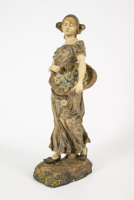 Statuetta "Paquerettes". Manifattura viennese Frie