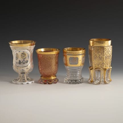 4 bicchieri diversi.  
 

 Intorno al 1850 / secon