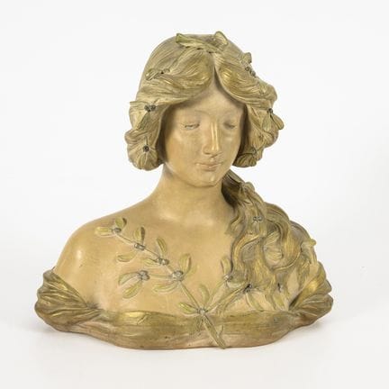 Jugendstil-Büste einer jungen Dame.  
 

 Patentma