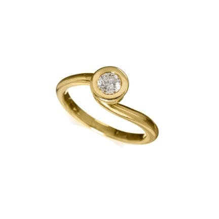 Filigraner Gelbgold-Ring mit Diamant-Solitär. Ange