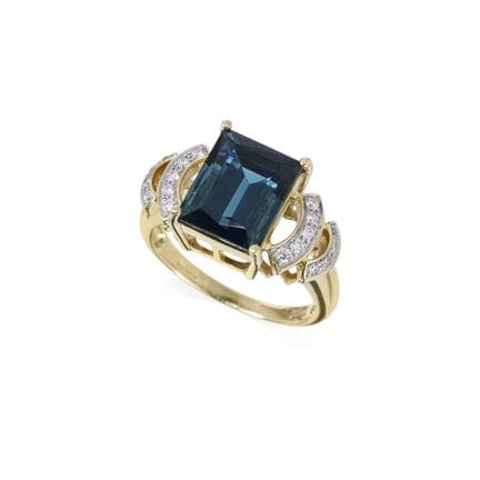 Gelbgoldring mit Topas-Solitär (ca. 5,7 ct).
750er