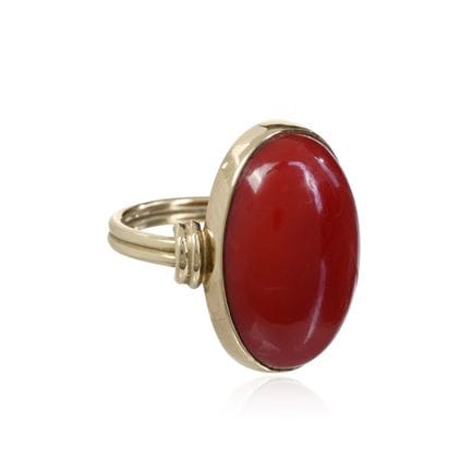 Goldschmiede-Ring mit Karneol-Cabochon. Roland Kle