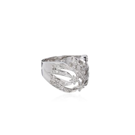 Weißgold-Bandring mit Diamant-Sternschweifen.
14 K
