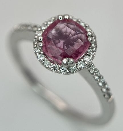 Bague de cocktail en or blanc 18 carats, saphir ro